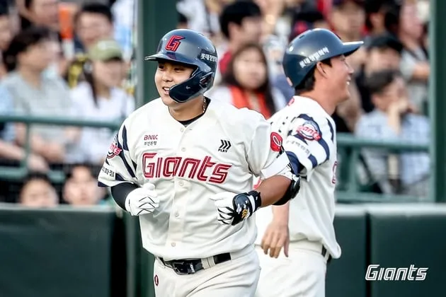 “데뷔 3타석 만에 스리런”…박재엽, 한화전 첫 홈런→롯데 승리 견인