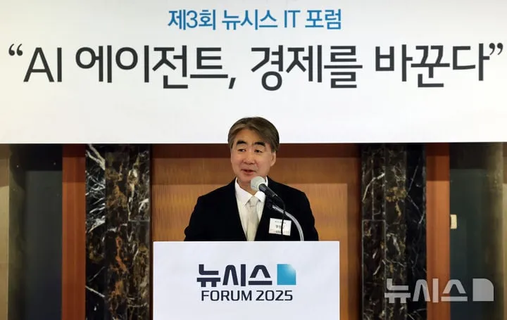 “AI 역량이 국가 경쟁력 좌우”…뉴시스, AI 에이전트 진화와 산업전환→정책 분석