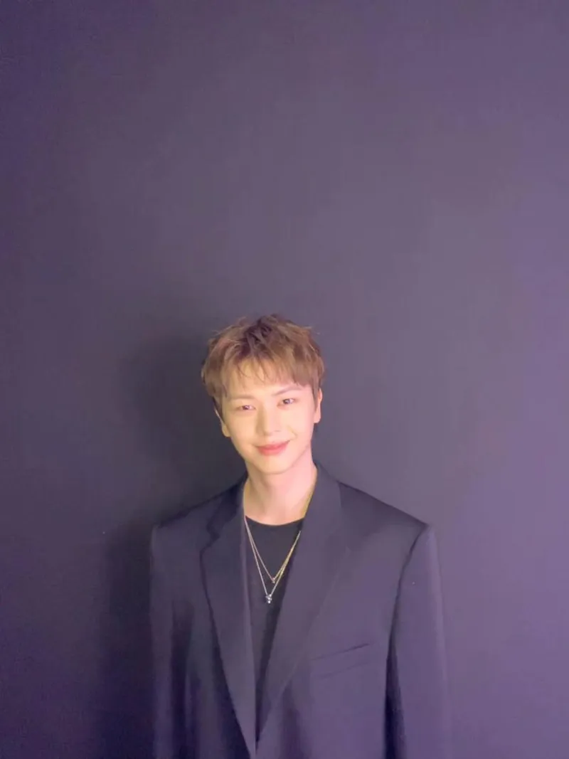 출처=육성재 SNS