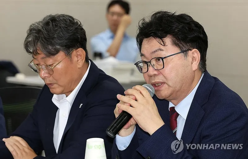 “이한주, AI경쟁 뒤쳐지면 속국 전락 절박”…국정기획위, 선진국 문턱 앞 중대한 기로→산업정책 대전환 집중