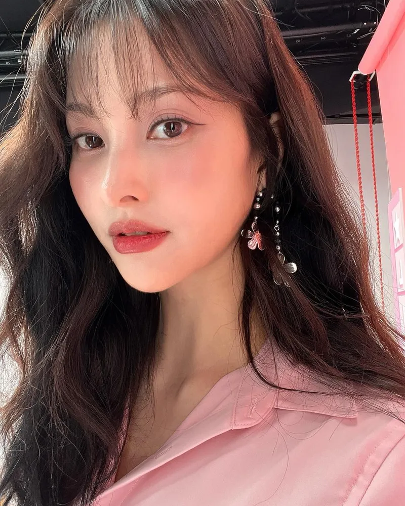“간만에 핑크 끼얹기”…박규리, 페미닌 무드→여름빛 셀카로 전율 / 걸그룹 카라 박규리 인스타그램