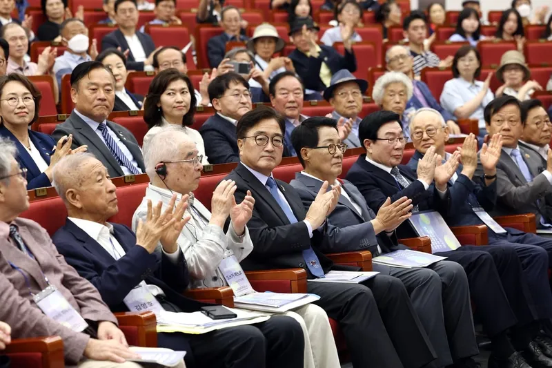 “우원식, 한일관계는 역사·협력·동반자의 균형”…국회 토론회서 미래·과거 교차→새 틀 촉구