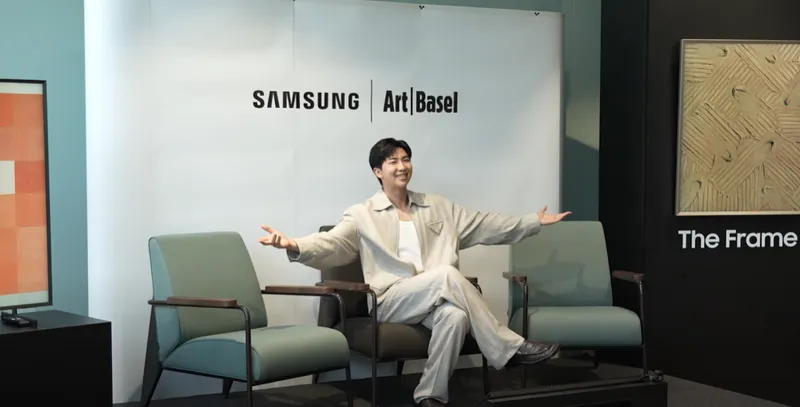 출처: 삼성전자 뉴스룸 유투브, Talk with RM about Samsung Art Store, Art TV(2025.06.20.) 캡처