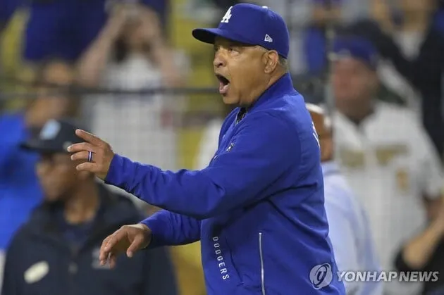 “1경기 출장 정지”…다저스 로버츠, 빈볼 시비→MLB 징계 결정