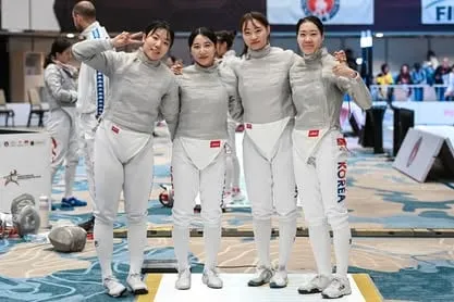 “단체전 45-44 접전”…한국 여자 사브르, 아시아선수권 준우승→은메달 획득