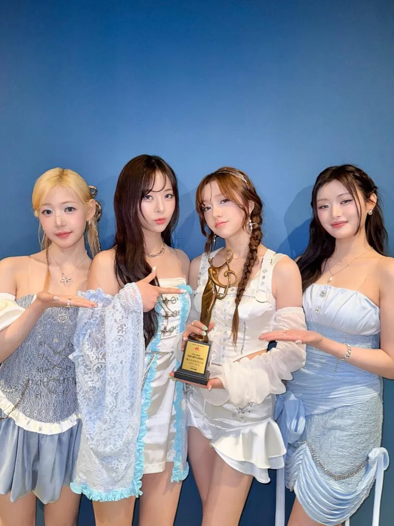 “사랑이 무대에 스며든 밤”…피프티피프티, ‘서울가요대상’ 수상→글로벌 팬심 흔들었다