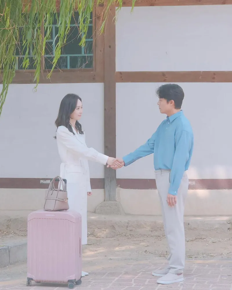 “오늘 저녁 소연이의 선택”…한수연, 흐드러진 이별→여름 햇살 속 변화 예고 / 배우 한수연 인스타그램