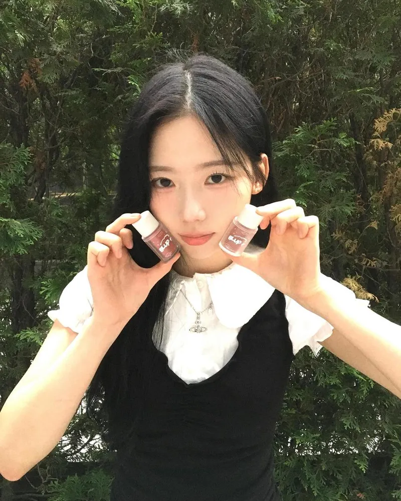 “뽀용뽀용메이쿠업”…클라씨 혜주, 초여름 미소→청순 비주얼 완성 / 걸그룹 클라씨 혜주 인스타그램