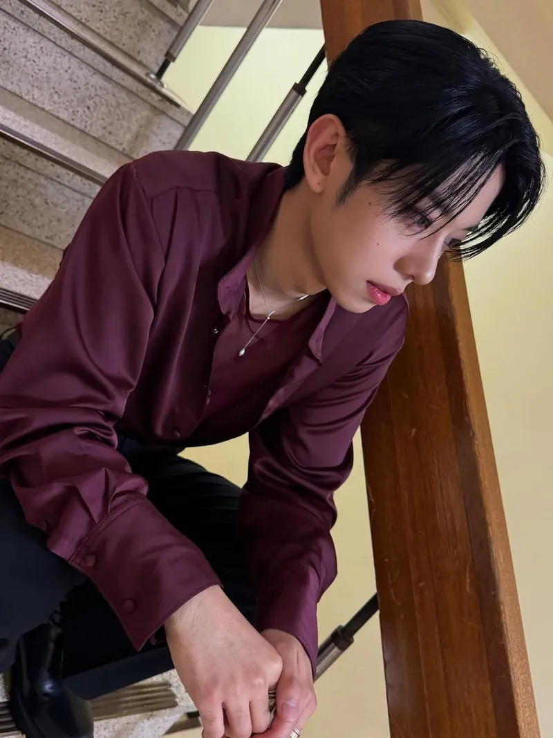 “지금 이 분위기 그대로”…김동현, 무드 넘치는 시선→고요한 존재감 / 그룹 AB6IX 김동현 인스타그램