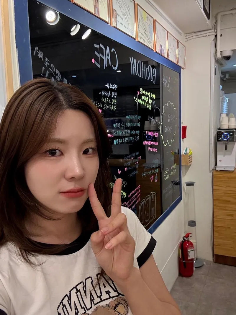 “0620 연정DAY 감사합니다”…정연정, 진심 어린 미소→팬사랑 고백 / 걸그룹 시그니처 정연정 인스타그램
