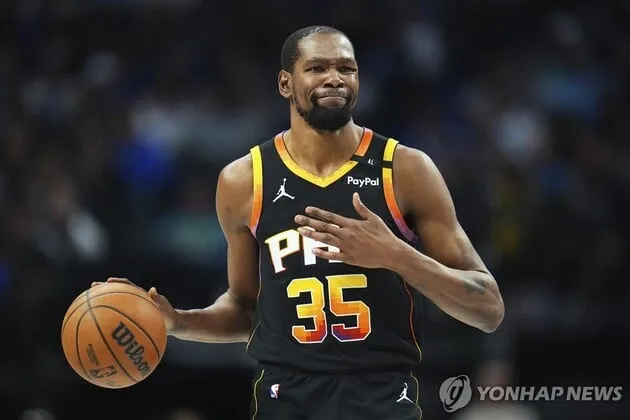 “전격 트레이드 단행”…듀랜트, 휴스턴 이적→그린·브룩스 맞교환