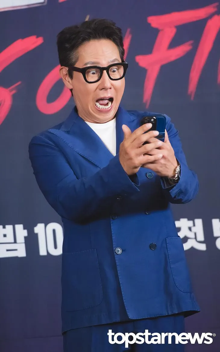 윤종신 / 톱스타뉴스HD뱅크