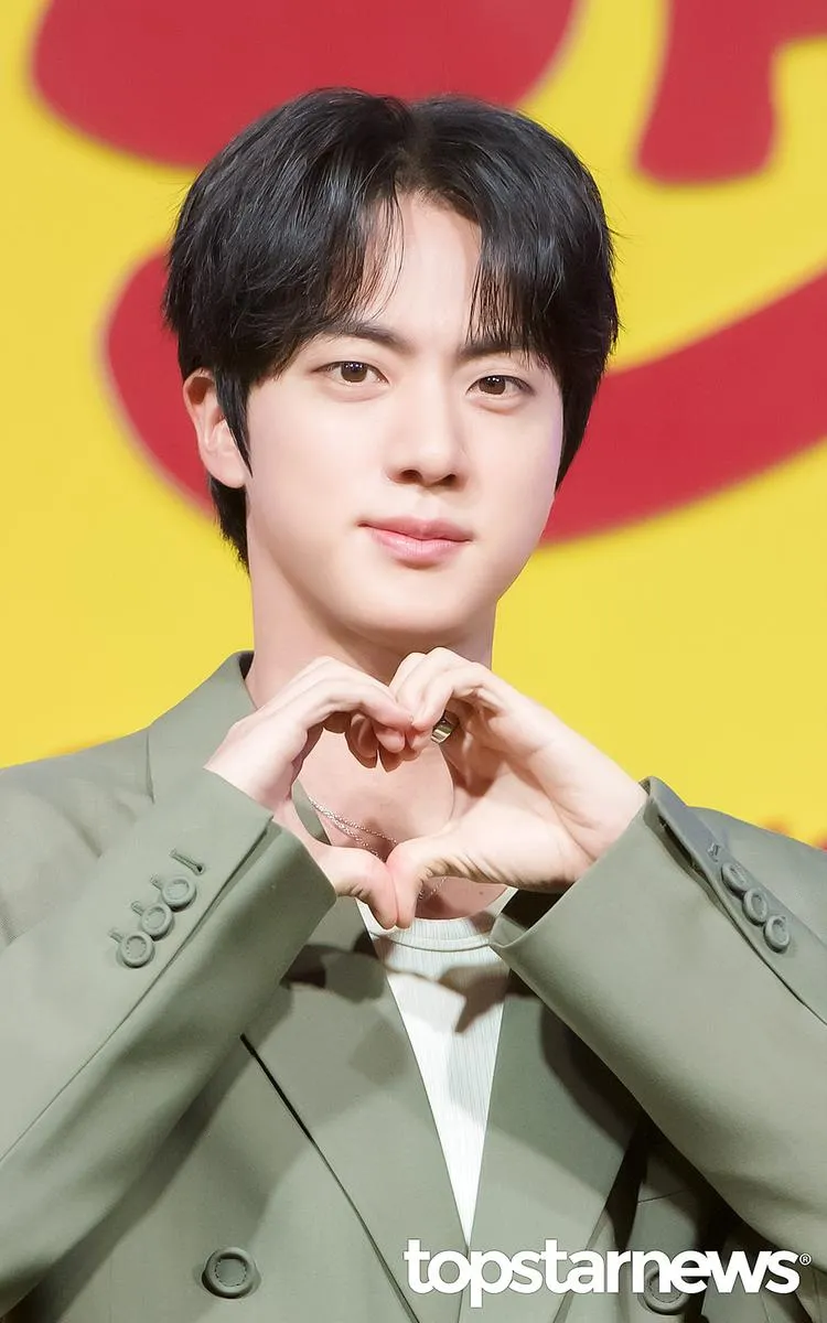방탄소년단(BTS) 진 / 톱스타뉴스 HD포토뱅크