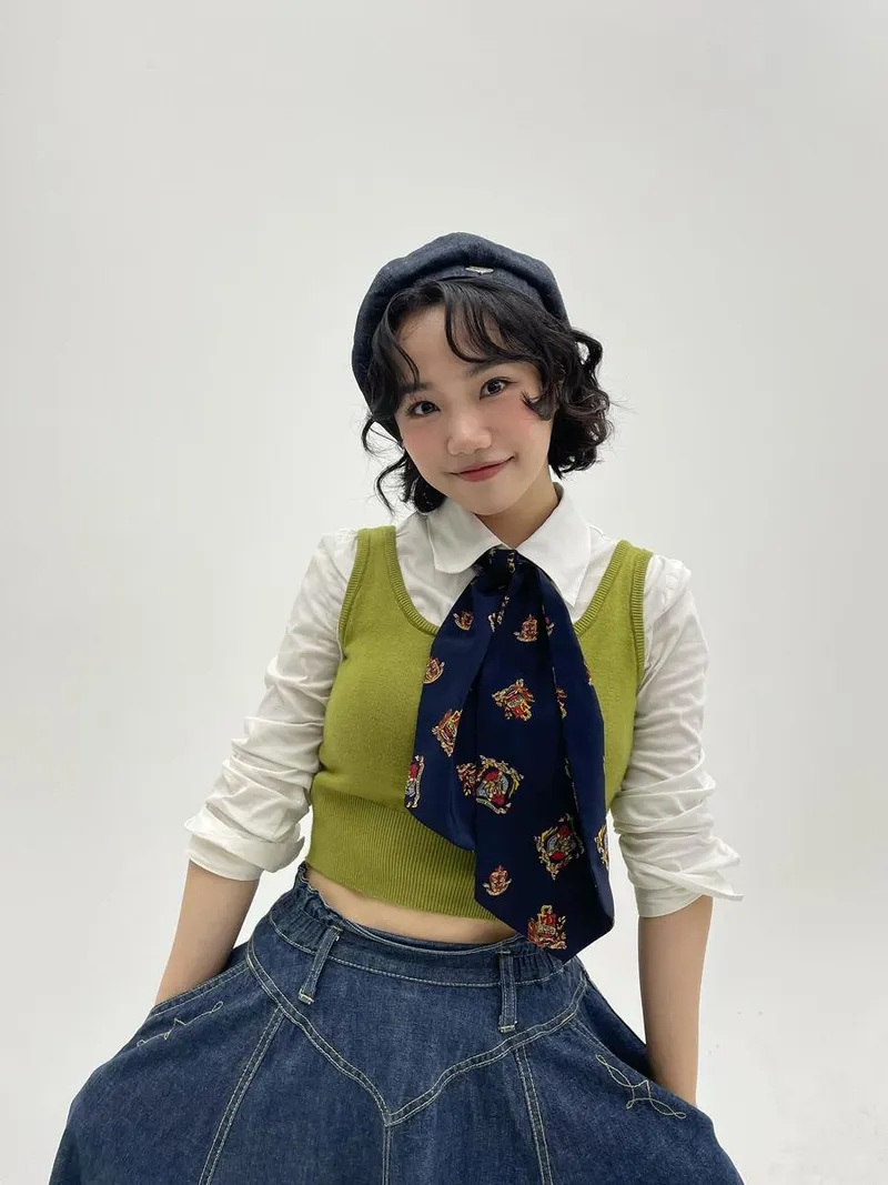 “장난스런 눈빛 머금고”…홍나현, 청춘 감성→레트로 키치 완성 / 배우 홍나현 인스타그램