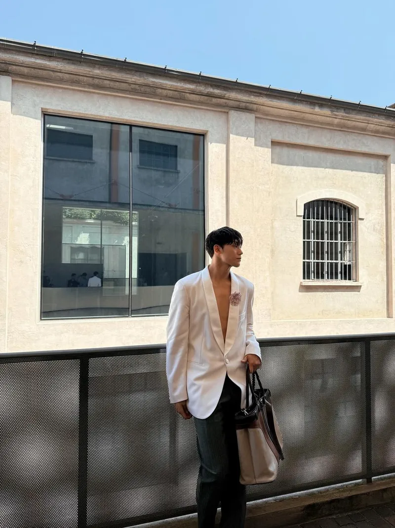 “Fantastic show”…이도현, 여름빛 아래→카리스마 절정 선보이다 / 배우 이도현 인스타그램