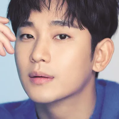 아시아를 매료시킨 ‘시청률의 제왕’ 김수현 동문, 멈추지 않는 톱스타의 파급력